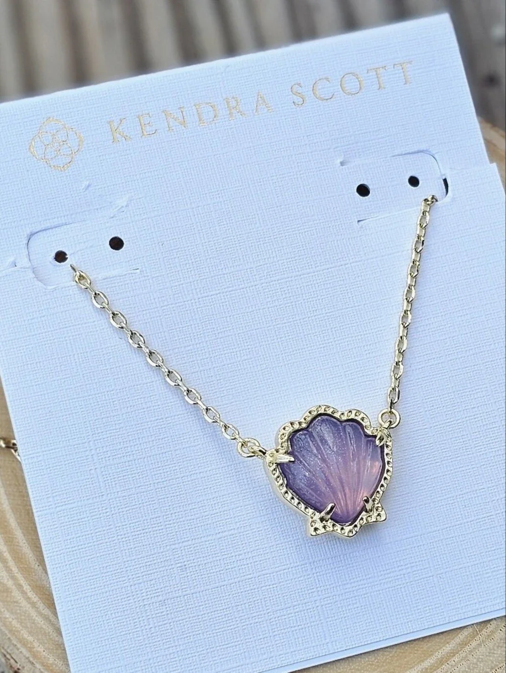 Kendra Scott Brynne Shell Necklace In Lavendar